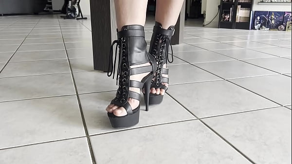 Gonzo only anal for this slut in black lingerie