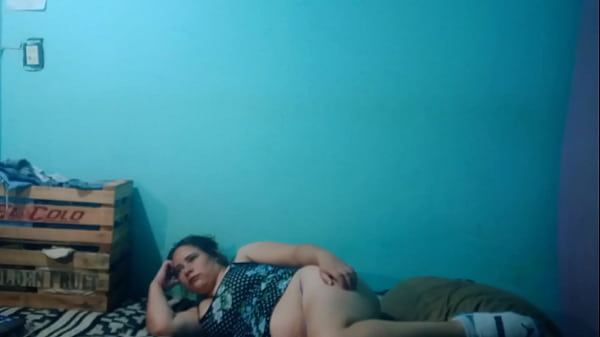 Me cabalga en la cama